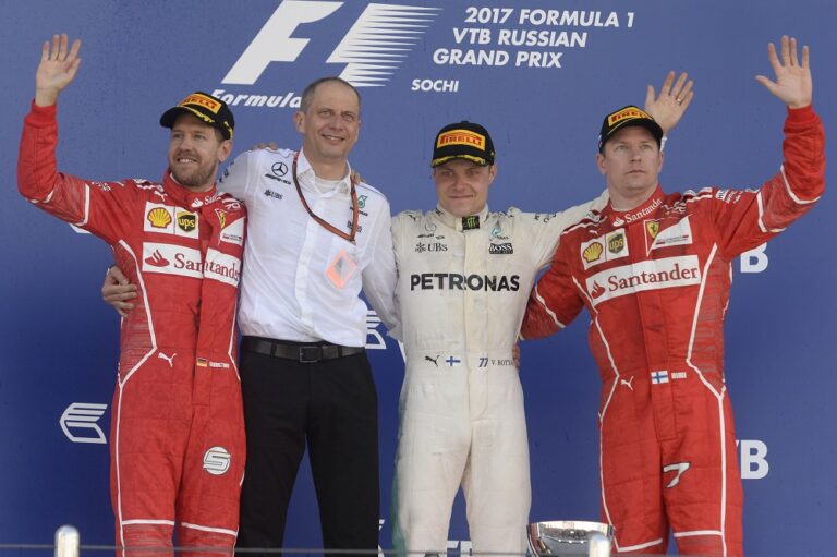 Vettel szerint Massa kétszeresen kedvezett Bottasnak