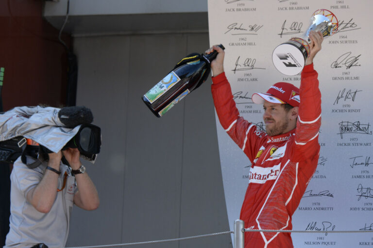 Ismét Sebastian Vettel lett a nap versenyzője