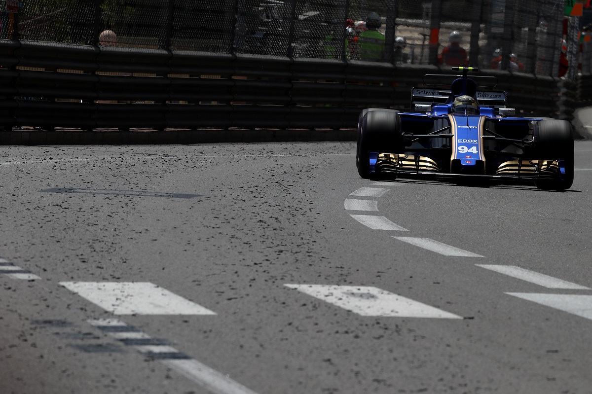 Monisha Kaltenborn dühös Buttonra Wehrlein kiütéséért