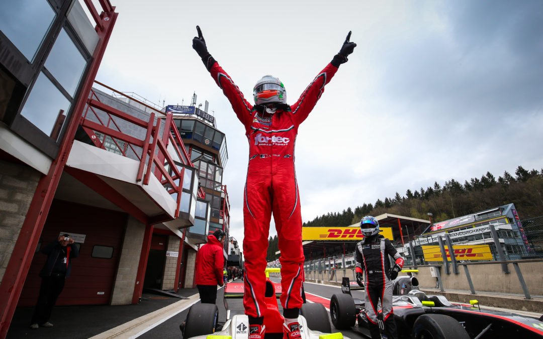 Alfonso Celis első győzelmét szerezte meg Formula V8-ban