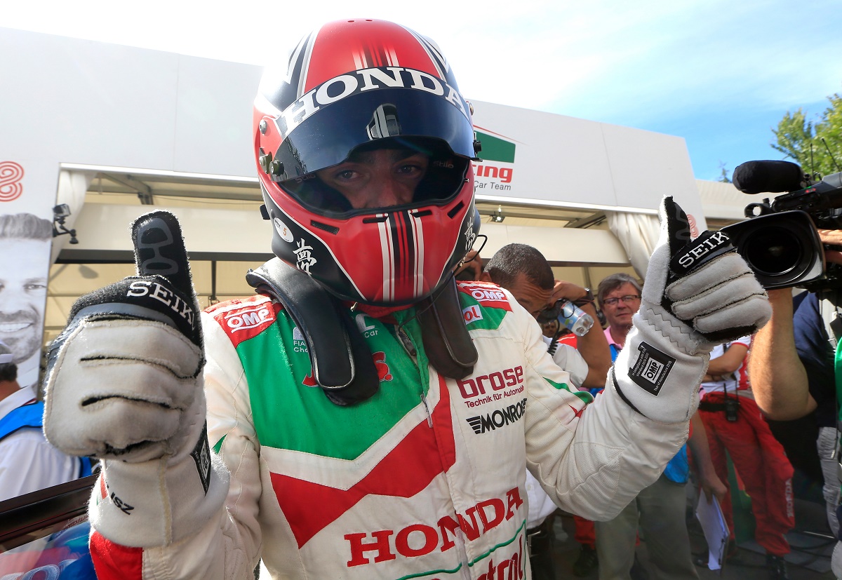 Michelisz nyerte a főfutamot Portugáliában