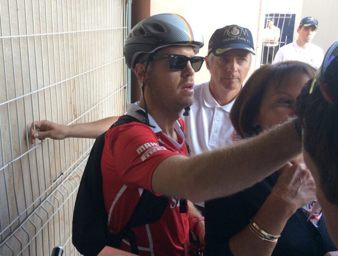 Vettel, szelfi
