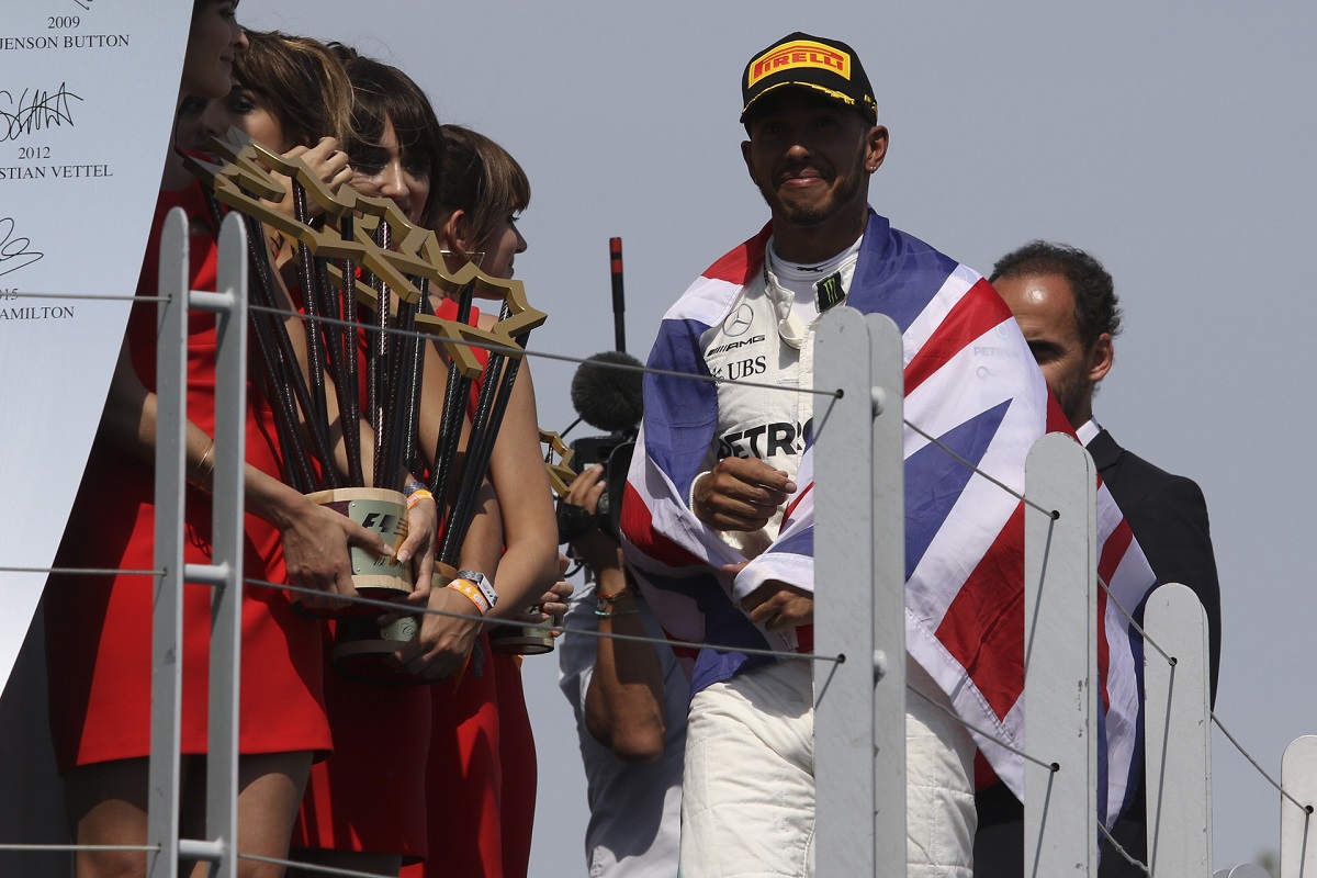 Lewis Hamilton bármikor visszavonulhat