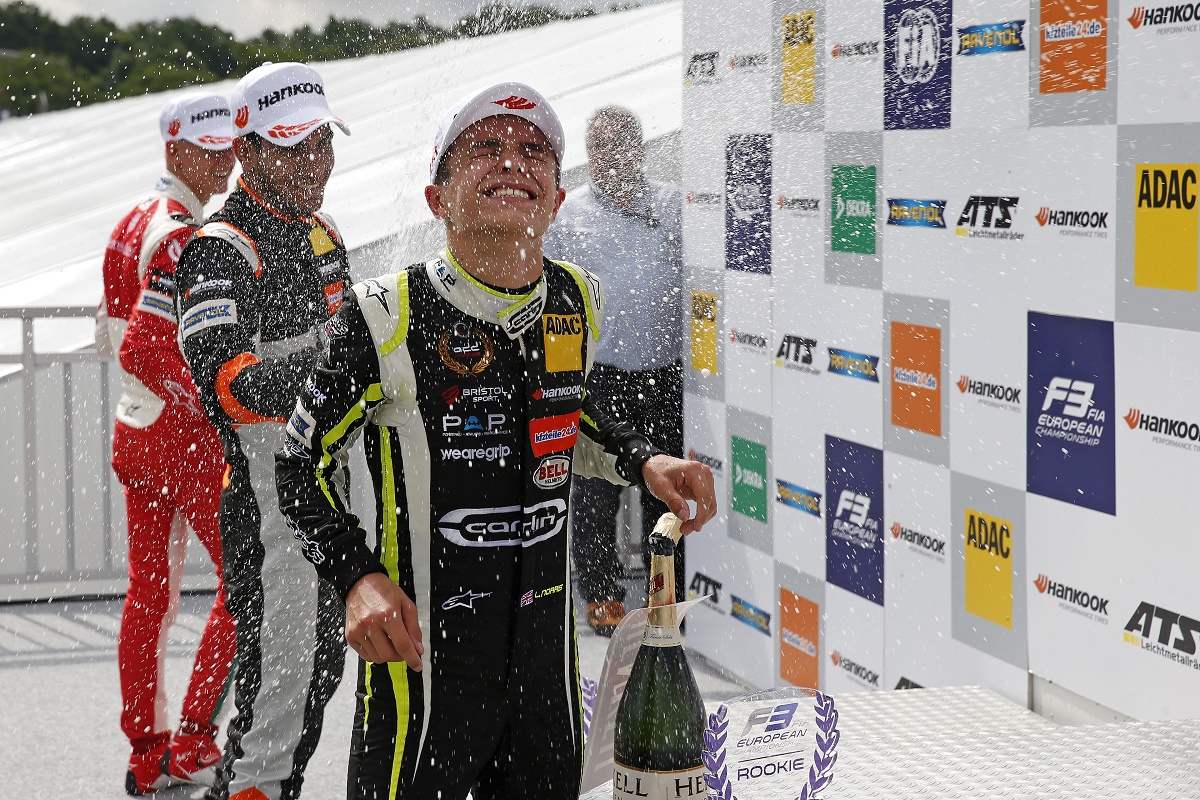 F1-es támogatottak taroltak ma F3-ban