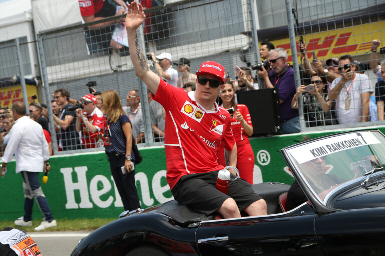 Hivatalos: Kimi Räikkönen marad a Ferrarinál 2018-ban is