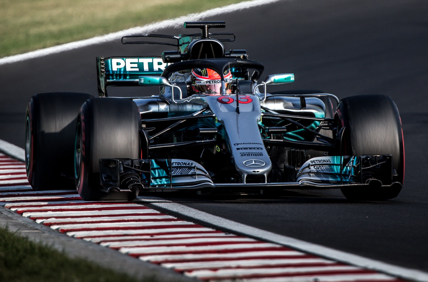 George Russell még jobban is látott a Halóval