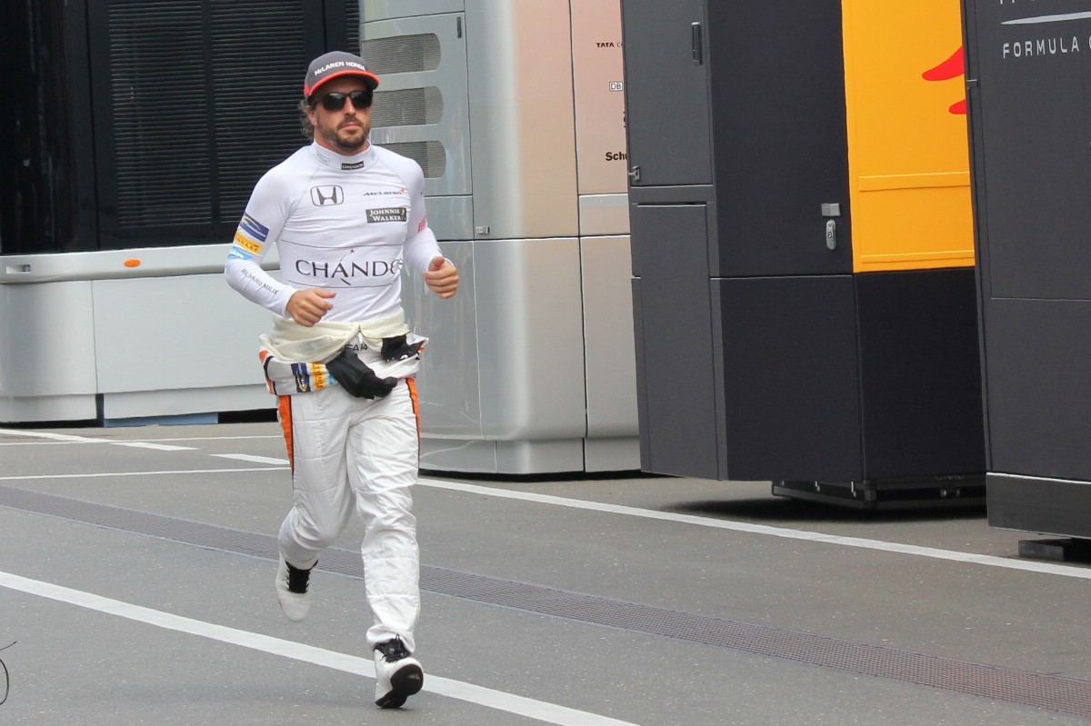 Alonso teljesítménye, alig több, mint 2 hónap alatt