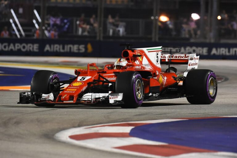 Vettel, Ferrari, Szingapúr