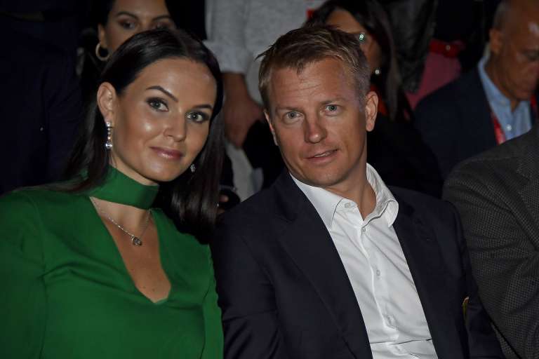 A Räikkönen család überelt minden mai hírt: Úton van a harmadik gyerek!