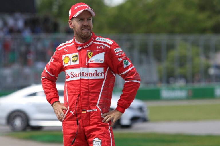 Vettel már csak nevet a „Webberes időkön”