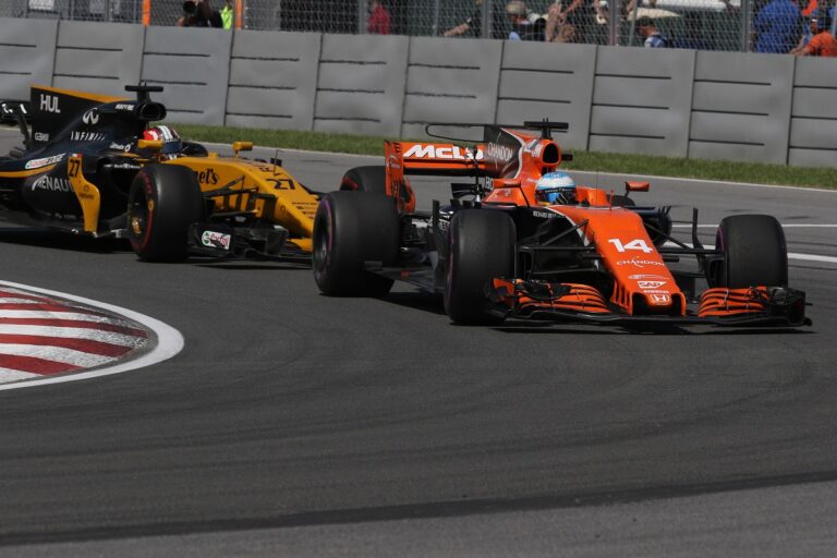 Hivatalos: Jön a McLaren-Renault