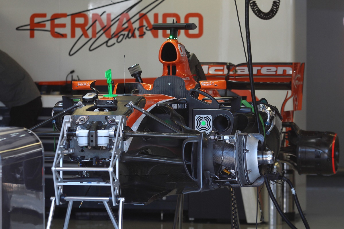 Alonso még azért odaszúr a Hondának