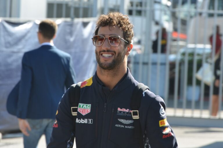A Renault rápróbálkozott Ricciardora