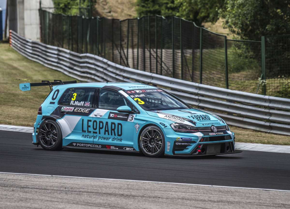 TCR: Huff nyerte az időmérőt, Tassi a 7.