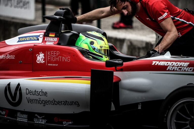 Mick Schumacher jövőre is marad Formula 3-ban
