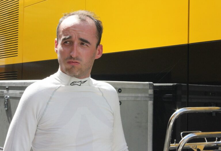 A Williamsnél Robert Kubica lehet majd a tartalékpilóta