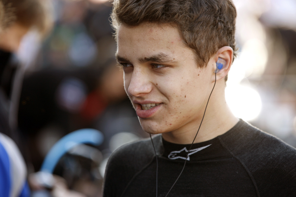 Hivatalos: Lando Norris Abu Dhabiban debütál a Forma-2-ben!