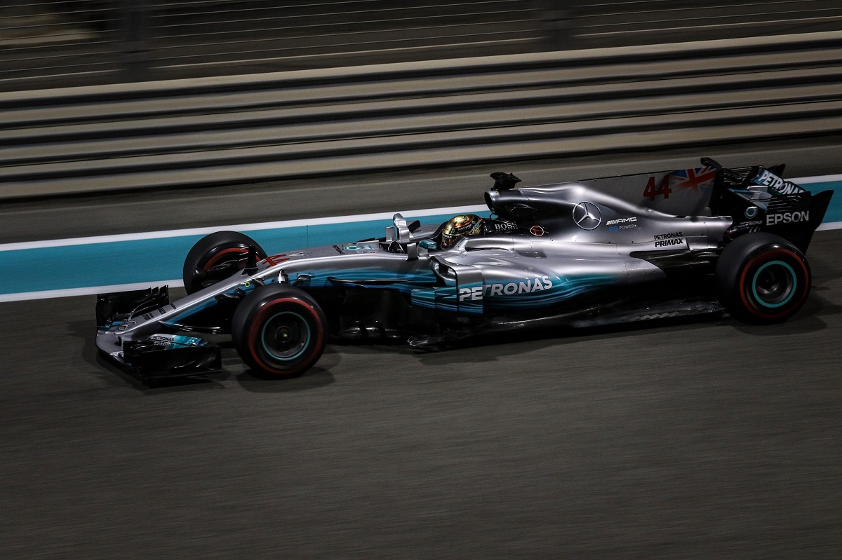 Hamilton szerint az Abu Dhabi Nagydíj helyszíne nem megfelelő az F1-es autóknak