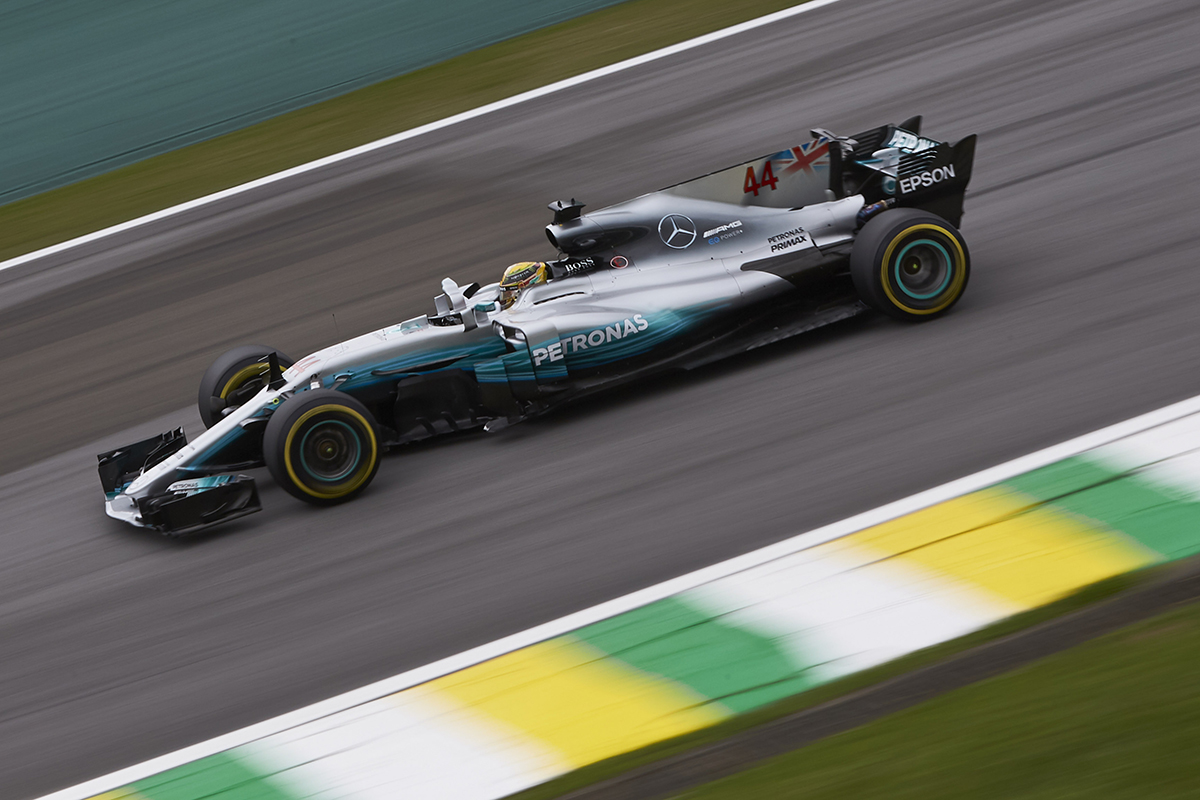 Hamilton lett a nap versenyzője