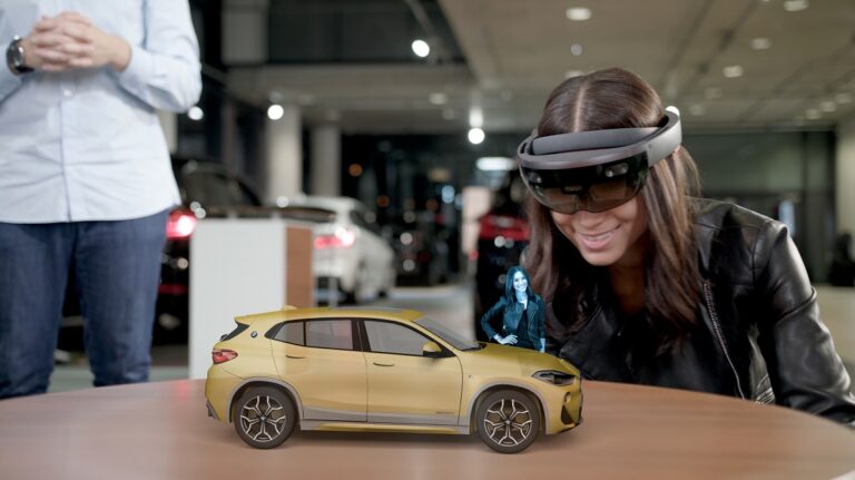 Virtuális élményekkel indul világkörüli turnéra az új BMW X2