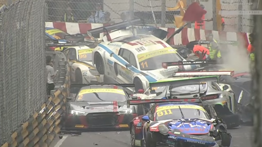 Kicsi a rakás, FIA GT módra!