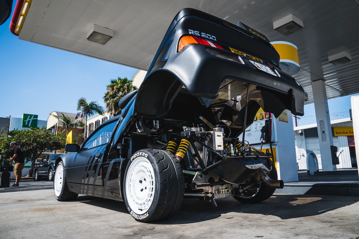 Ken Block bemutatta legújabb szerzeményét: egy 1986-os Ford RS200 versenygépet