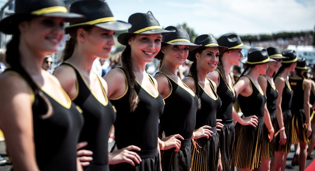 grid girl, rajtrácslány