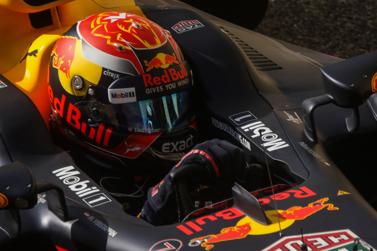 Jól áll a Red Bull, már a szezon elején nyernének