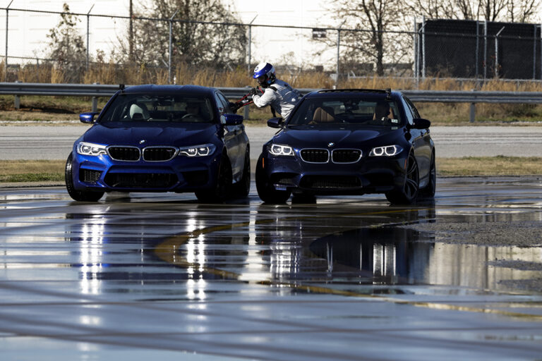 Dupla GUINNESS™ világrekordot ünnepel a BMW