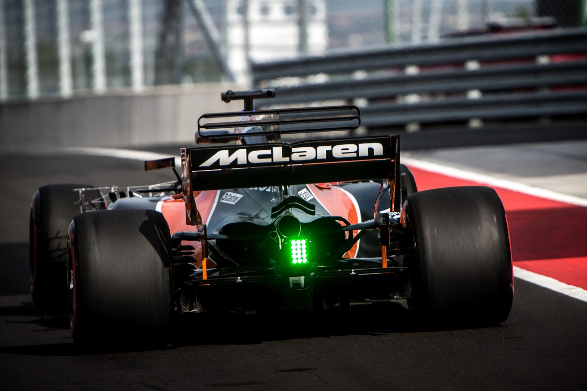 A McLaren MCL33 is átment a törésteszten!