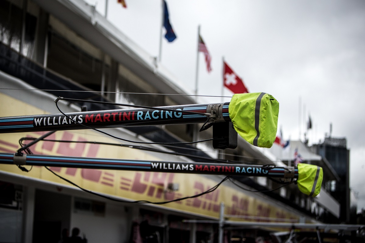 A Williams bukta a töréstesztet, a Red Bull nagyon jól áll