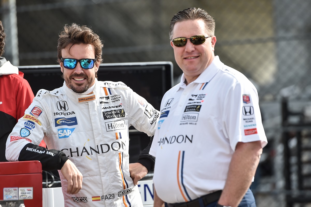 Zak Brown is Triple Crown-ra hajt