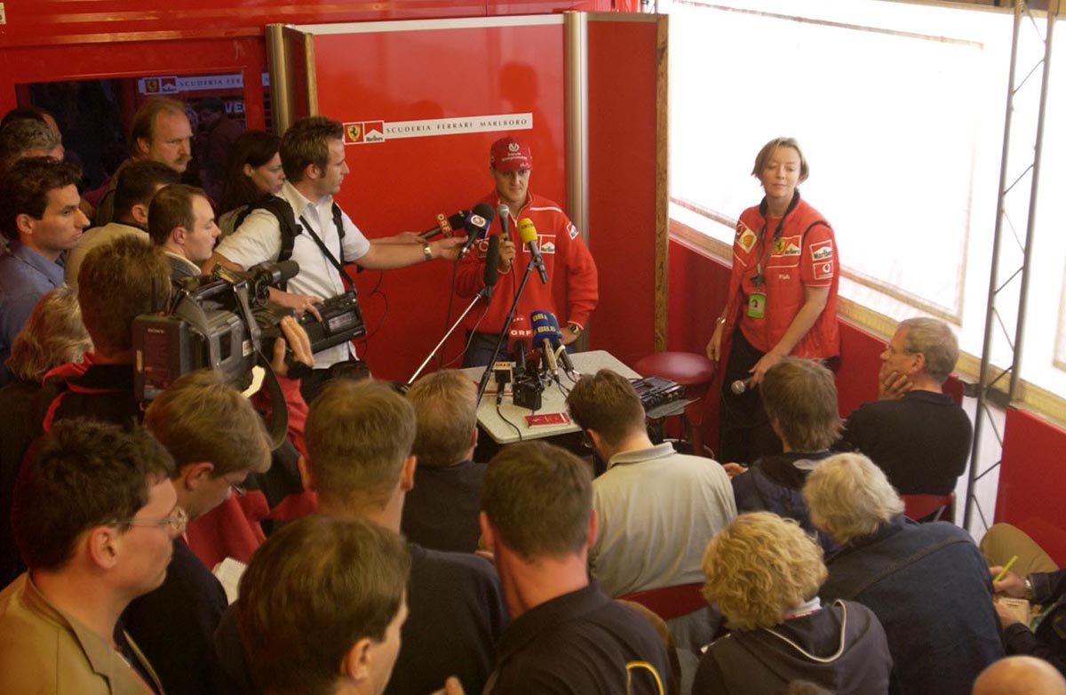 Sabine Kehm elmondta, miért nem tájékoztat Schumacher állapotáról