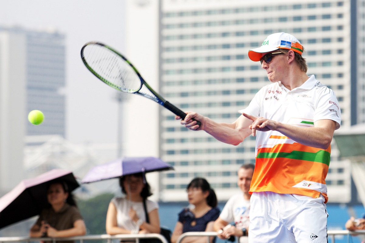 F1-es kedvcsináló a Fucsovics-Federer mérkőzéshez