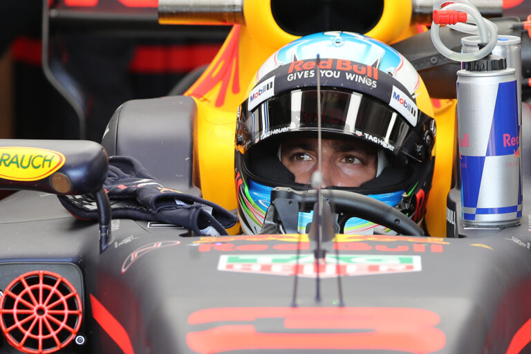 Ricciardo, biometrikus kesztyű