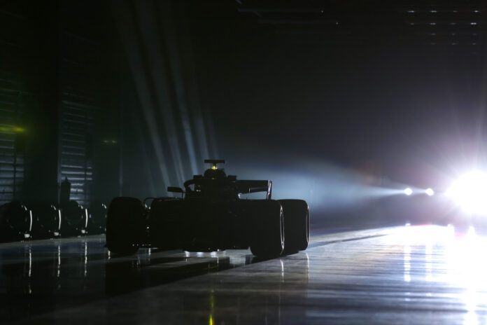 Mercedes F1, Bratches
