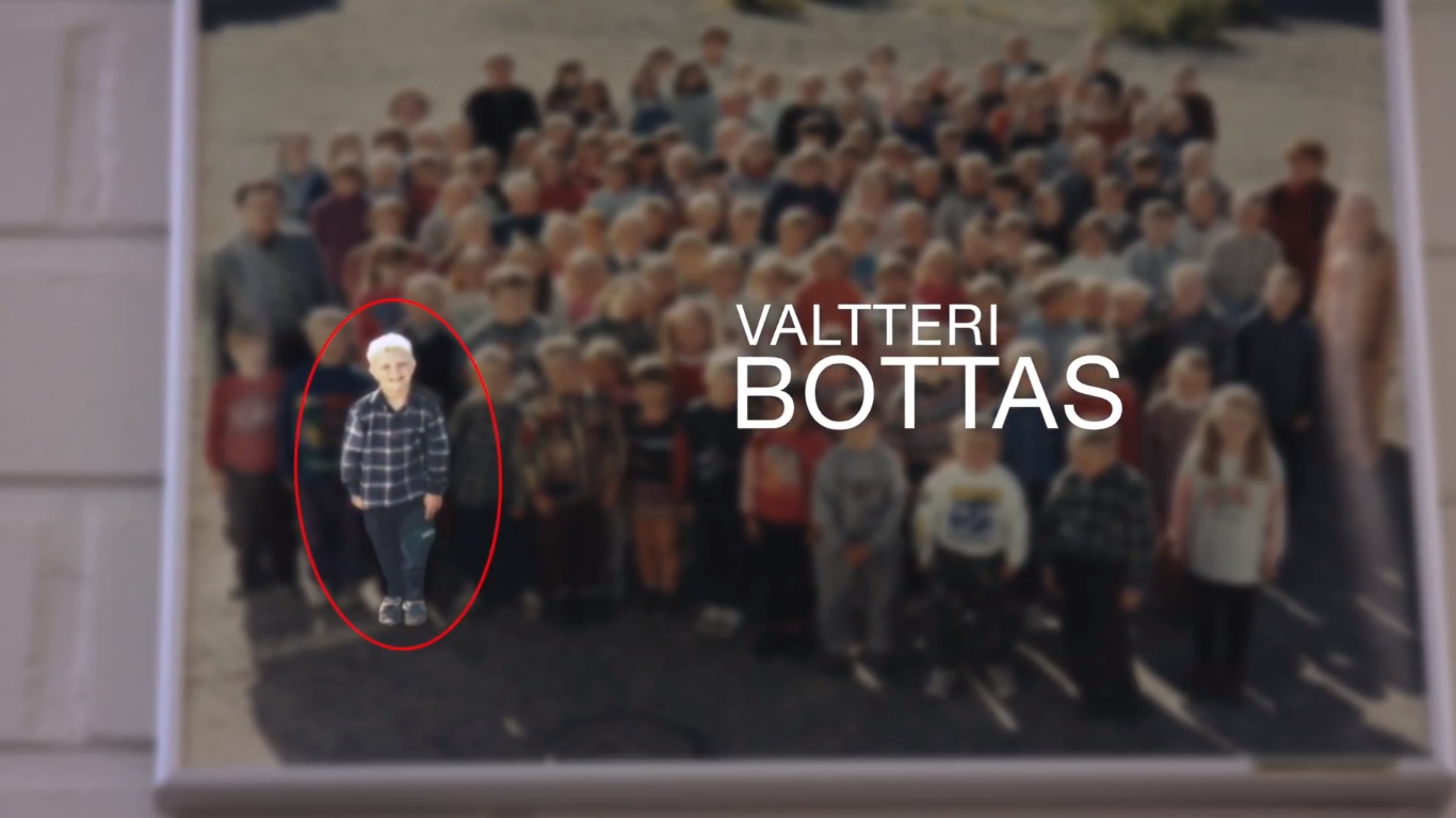 Valtteri Bottas korábbi általános iskolájában tréfálta meg a lurkókat