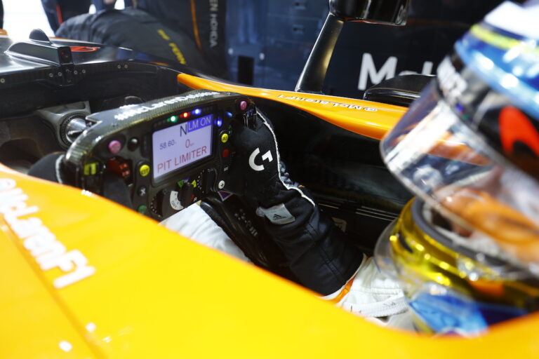 McLaren, Renault