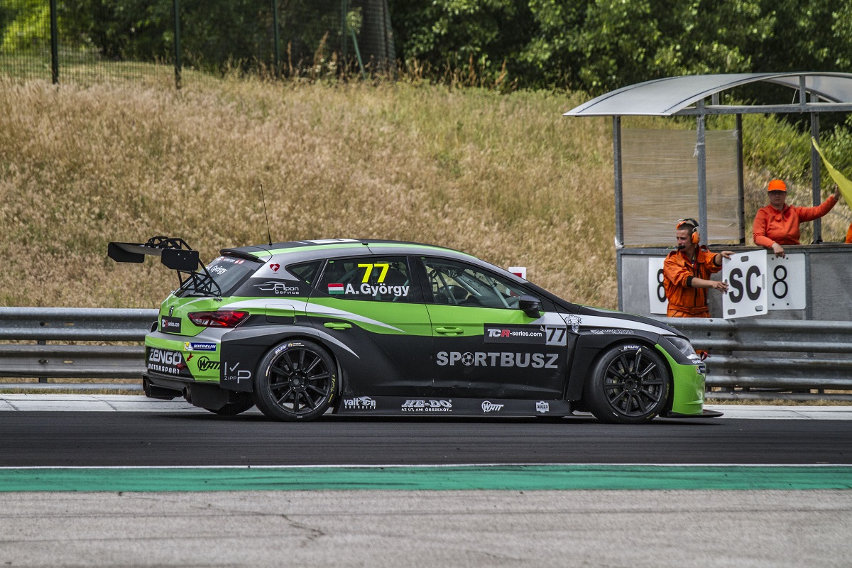 György Anett is folytatja a Zengő Motorsportnál!