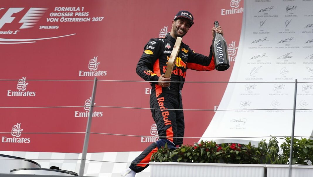 Daniel Ricciardo, palackposta