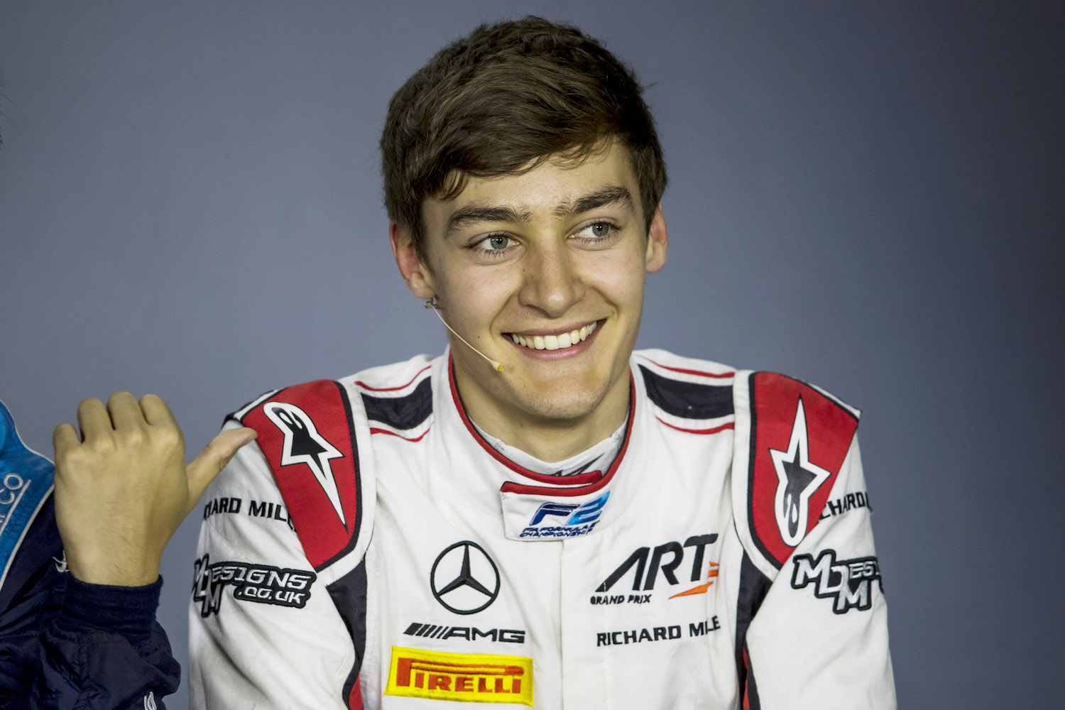 Russell győzött a bakui sprintversenyen