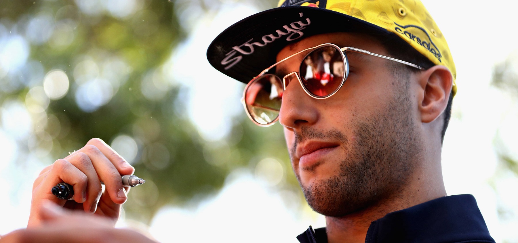 Damon Hill figyelmeztette Ricciardót