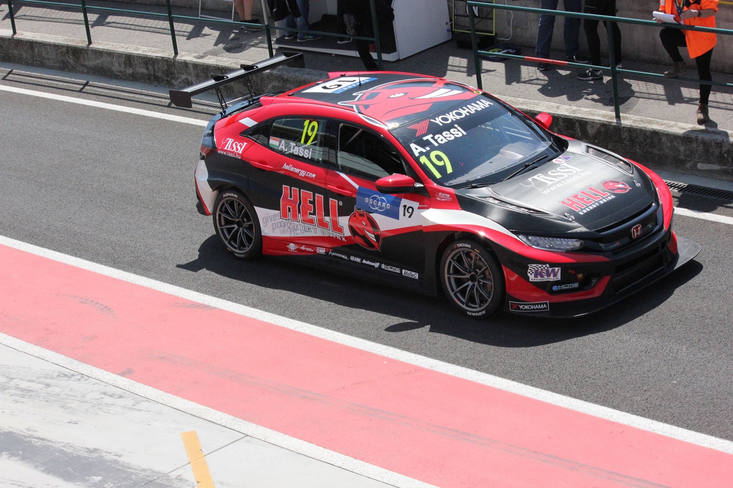 A WTCR-ben állt idén először rajthoz Tassi Attila új csapatával