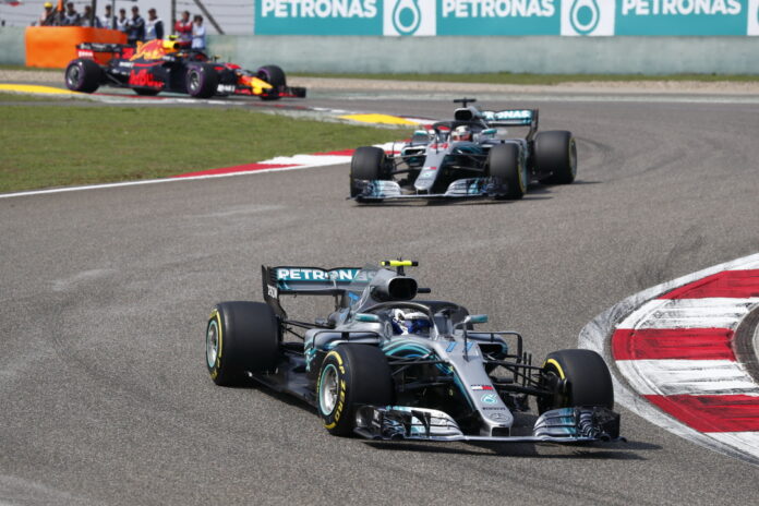 Bottas, Hamilton, Mercedes, Kína