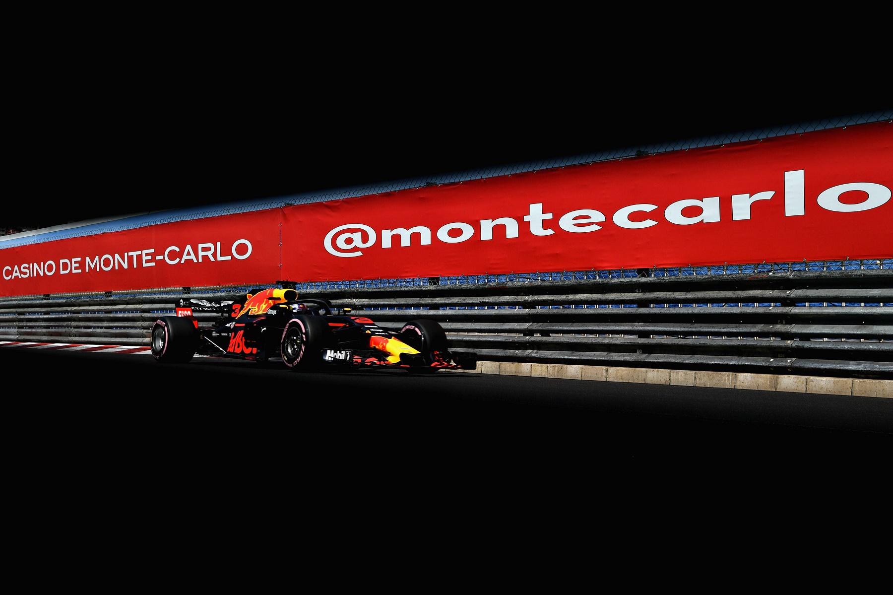 Ricciardo a pole-ban Monacóban