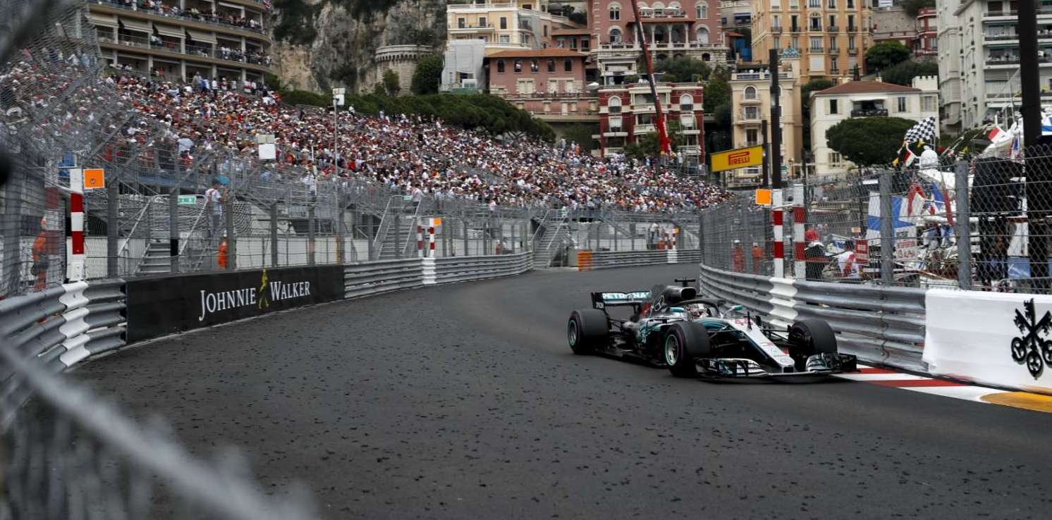 Hamilton: Változtatni kellene a monacói pályán