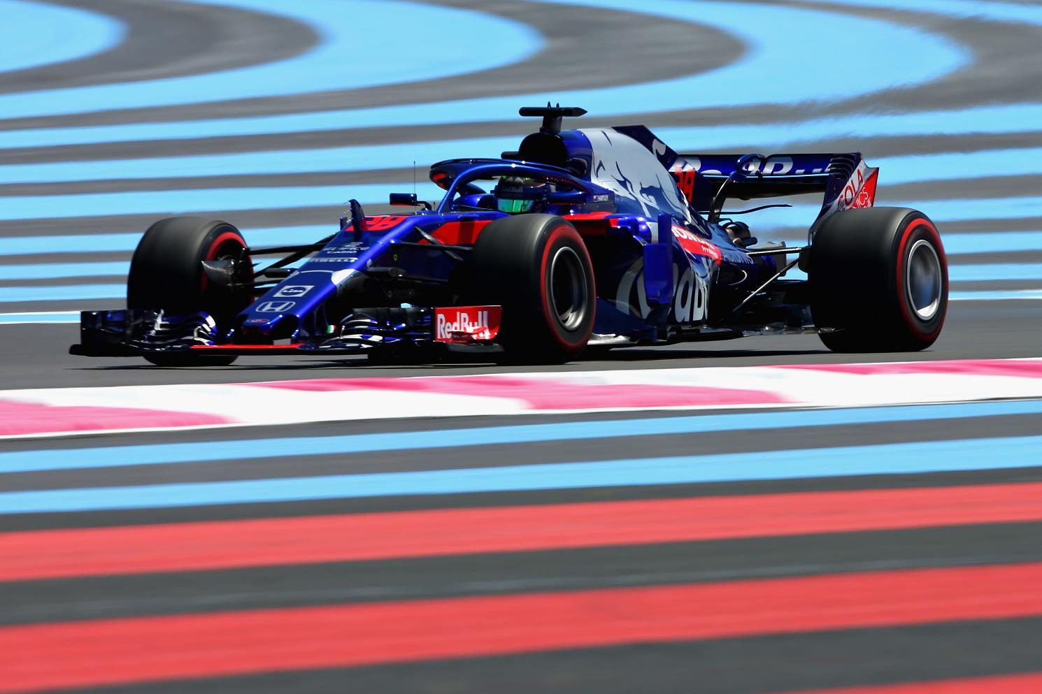 Hartley a rajtrács végére kerül büntetés miatt
