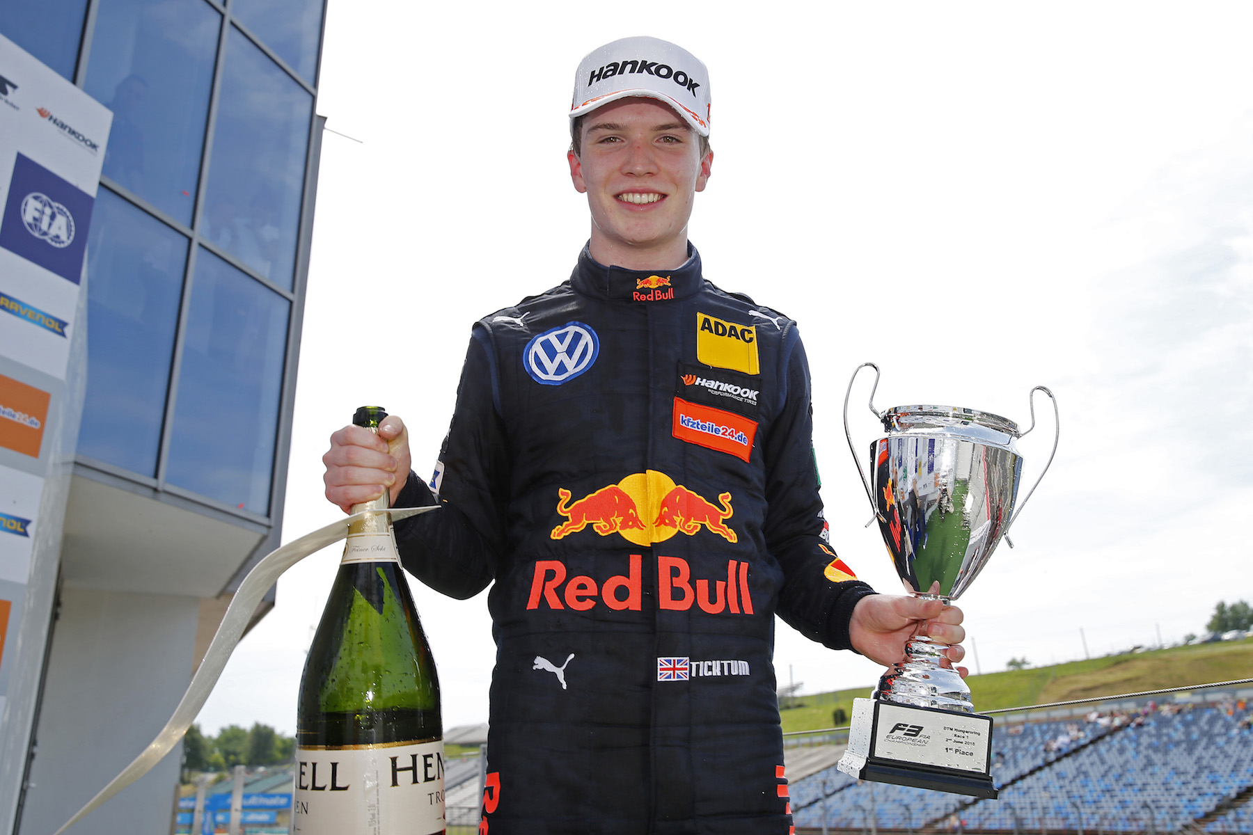 A Red Bullos Ticktum első F3-as győzelmét szerezte meg a Hungaroringen