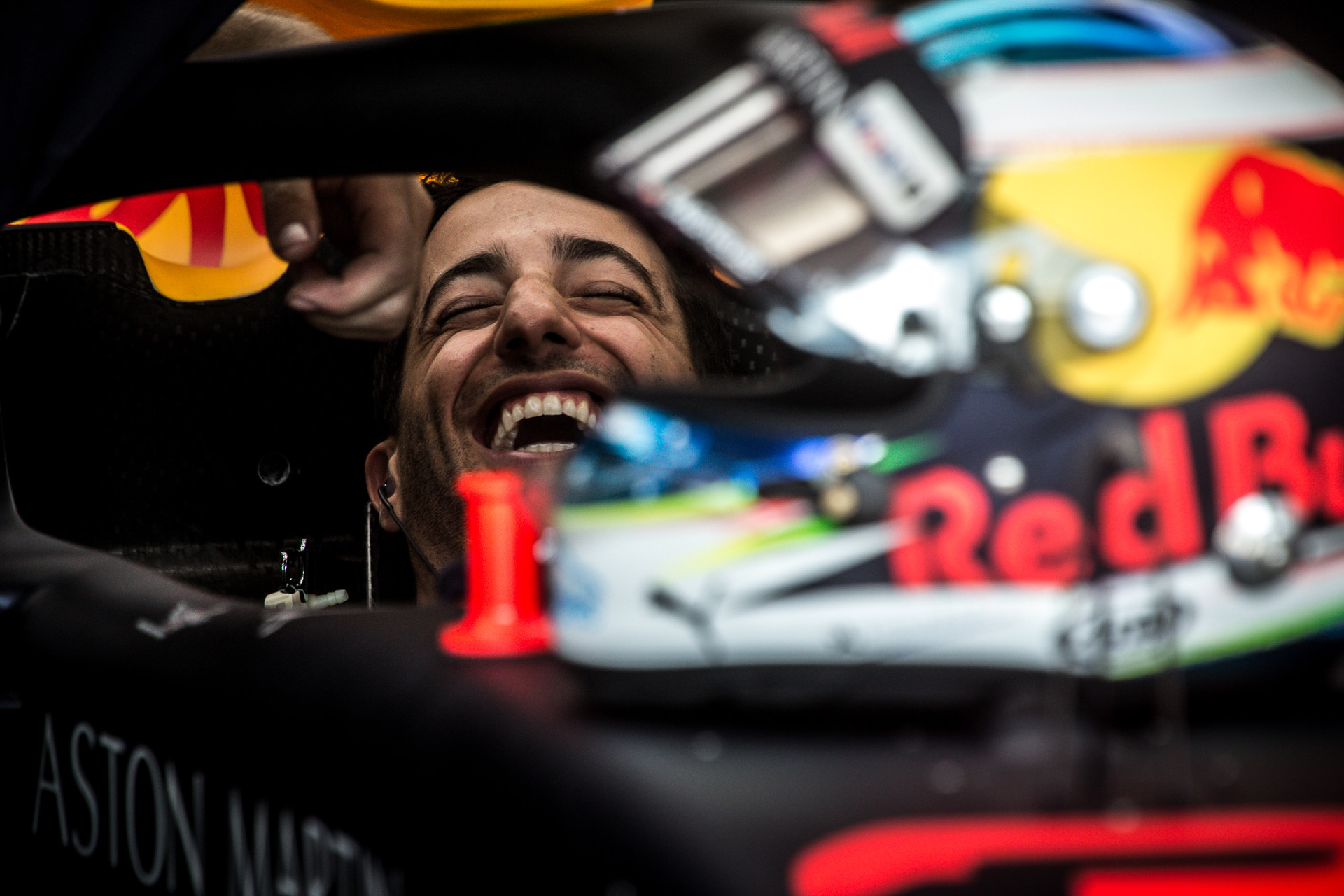 Mexikói Nagydíj: Ricciardo elhappolta a pole-t Verstappentől