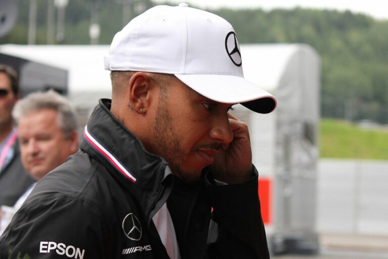 Hamilton szerint nem kéne olyan országokba vinni az F1-et, ahol senkit sem érdekel